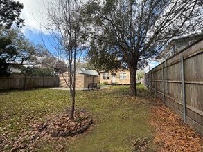 235 Helios Ave in Metairie, LA - Foto de edificio - Building Photo