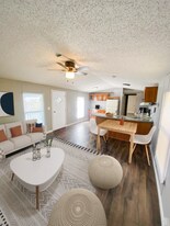 7105 Wilson Dr in Knoxville, TN - Building Photo