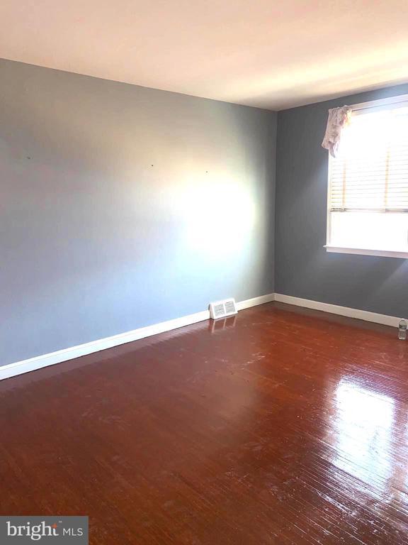 property at 4613 Hartel Ave