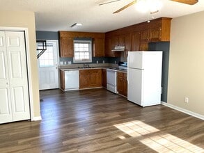 3881 King Wilkinson Rd in Lincolnton, NC - Building Photo - Building Photo