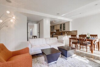 6172 Eaglecrest Dr in Huntington Beach, CA - Building Photo - Building Photo