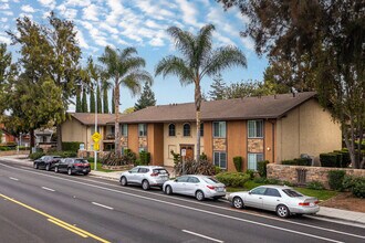 El Matador Apartments in Santa Clara, CA - Building Photo - Primary Photo