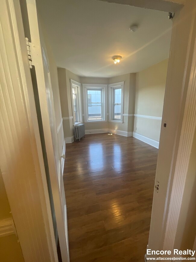 38 Hemenway St, Unit 55 in Boston, MA - Building Photo - Building Photo