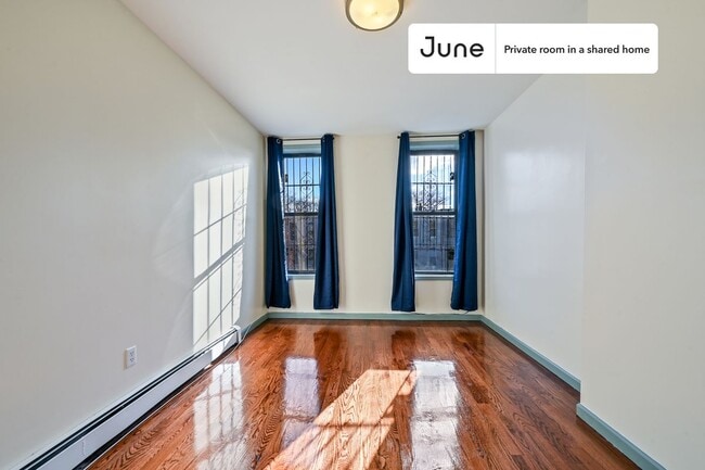 property at 1236 Putnam Ave