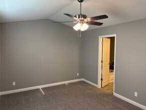 22 Tennis Ct in Foristell, MO - Building Photo - Building Photo