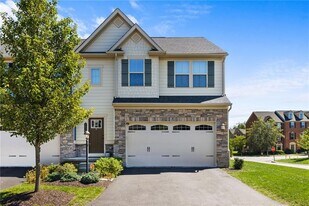 2020 Connecticut Ln in Sewickley, PA - Building Photo