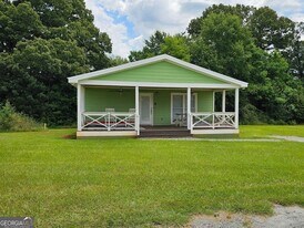 2467 Smith Rd in Forsyth, GA - Building Photo