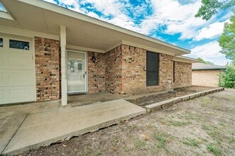 3412 Canton St in Greenville, TX - Building Photo - Building Photo