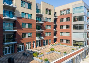 Regas Square in Knoxville, TN - Building Photo - Building Photo