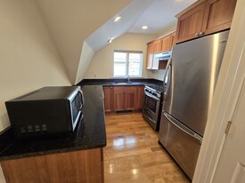 10 Selkirk Rd, Unit 3 Apartamentos