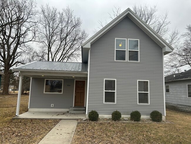 property at 304 Orchard St