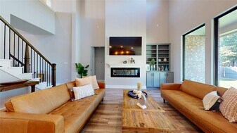 8305 Greenleaf Ridge Way in Conroe, TX - Building Photo