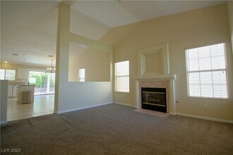 9440 Celera Dr in Las Vegas, NV - Building Photo - Building Photo