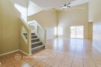 11243 W Devonshire Ave in Phoenix, AZ - Foto de edificio - Building Photo