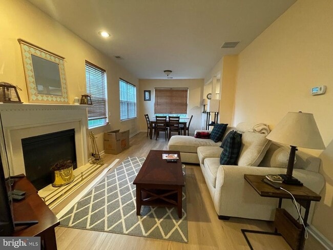63 Haddon Ct in Pennington, NJ - Building Photo - Building Photo