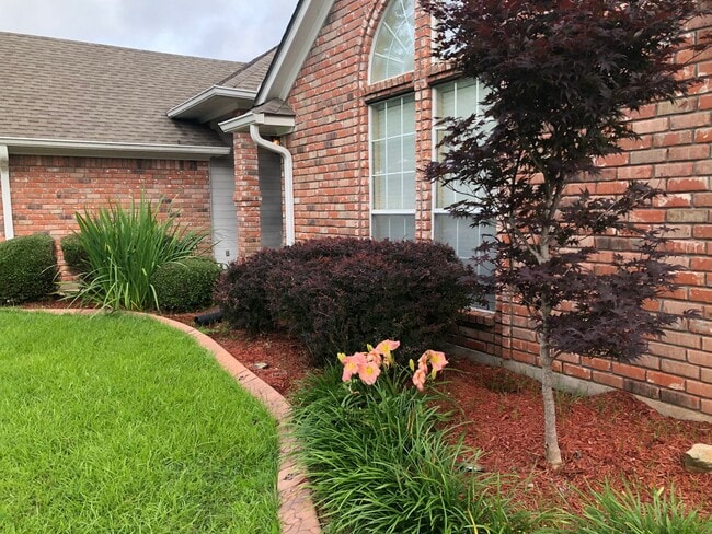 property at 6001 Sandalwood Dr