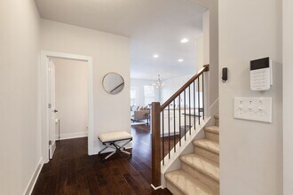 1329 Heights Park Dr in Atlanta, GA - Building Photo - Building Photo