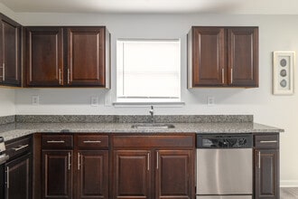 Yorkshire Meadows in Lawrenceville, NJ - Foto de edificio - Interior Photo