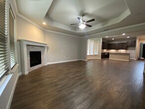 8110 Loretta Day Dr in Arlington, TX - Building Photo - Building Photo