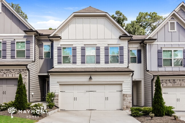 property at 1123 Spring Marsh Ct NE