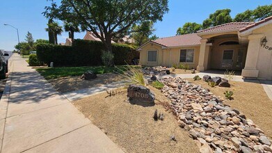 1708 E 2330 S St in Saint George, UT - Building Photo - Building Photo