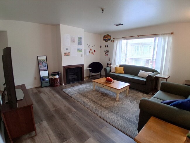 659 700 E in Provo, UT - Building Photo - Building Photo