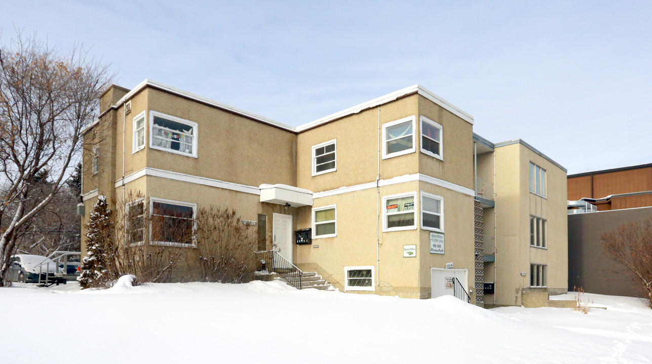 Gloucester House in Edmonton, AB - Building Photo