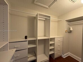 8968 W Flagler St in Miami, FL - Building Photo - Building Photo