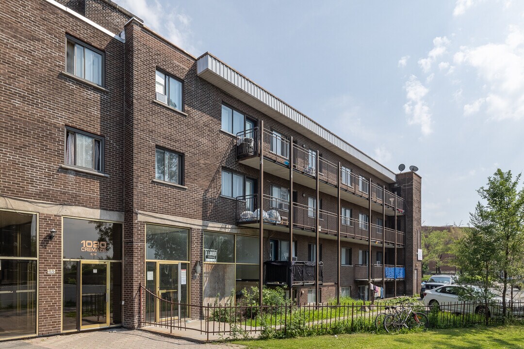 1060 Crémazie Boul O in Montréal, QC - Building Photo