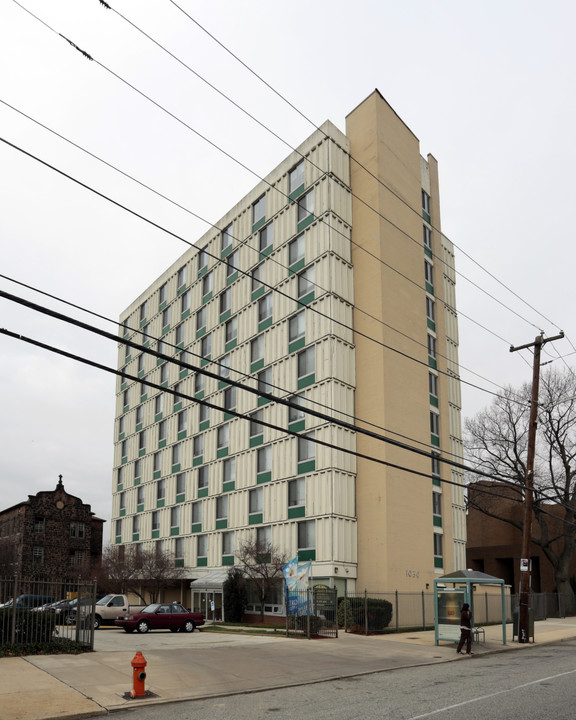 Stephen Smith Towers in Philadelphia, PA - Building Photo