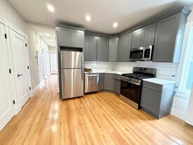 36 Raven St in Boston, MA - Building Photo