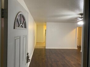 219 Turf Dr, Unit 219 in Placentia, CA - Building Photo - Building Photo