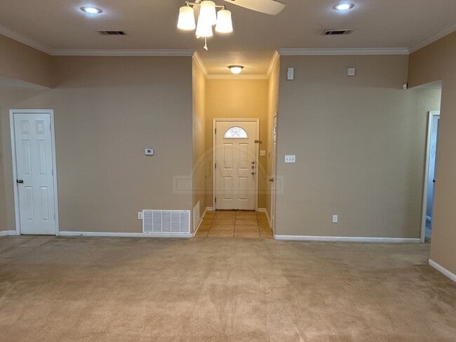 334 Nolan Ridge Dr in Nolanville, TX - Foto de edificio - Building Photo