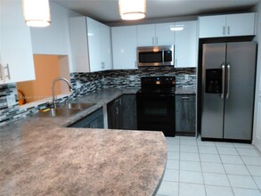 3937 NW 122nd Terrace in Sunrise, FL - Building Photo - Building Photo