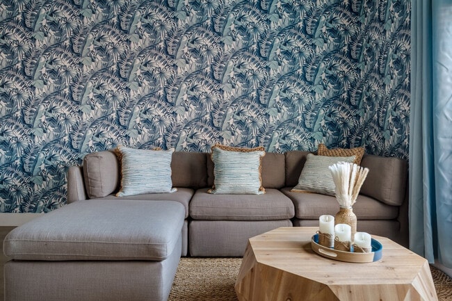 property at 8928 Cuban Palm Rd