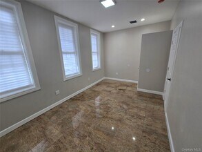 107-50 Van Wyck Expy in Queens, NY - Building Photo - Building Photo