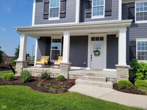 15108 Larchwood Dr in Westfield, IN - Building Photo - Building Photo