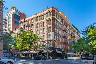 234-236 Thompson Street in New York, NY - Building Photo - Building Photo