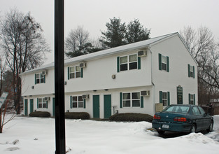 Thomas Gardens Apartments in Glens Falls, NY - Building Photo - Building Photo