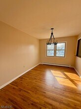 116 E Colfax Ave in Roselle Park, NJ - Building Photo - Building Photo