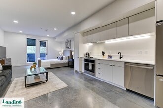 556 E 2100 S in Salt Lake City, UT - Building Photo - Building Photo