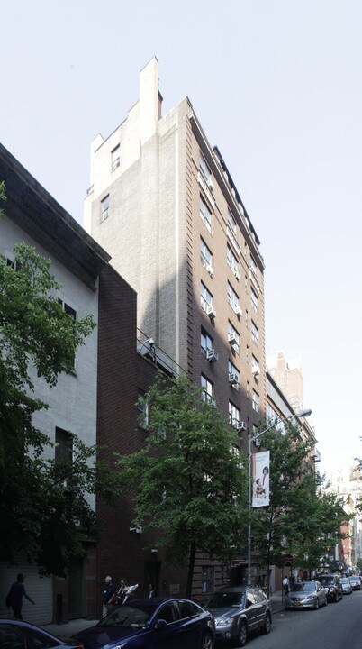 117 E 77th St in New York, NY - Foto de edificio