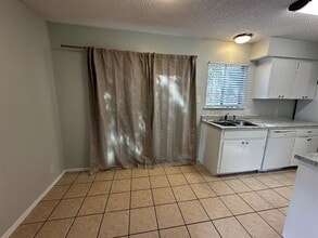 310 Craigmont Dr in Austin, TX - Building Photo - Building Photo