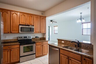 1425 Portofino Meadows Blvd in Orlando, FL - Building Photo - Building Photo