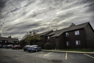 Garden Square Apartments in Potterville, MI - Building Photo - Building Photo