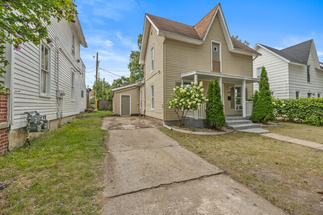 646 Veto St NW in Grand Rapids, MI - Foto de edificio - Building Photo