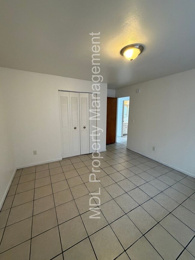 property at 2129 Weiss St