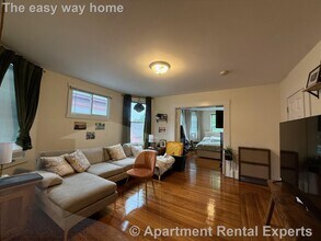 10 Garrison Ave in Somerville, MA - Building Photo - Building Photo