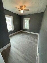 2437 Elm St in Rockford, IL - Building Photo - Building Photo