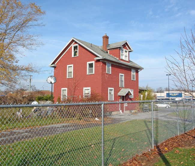 2055 Chili Ave in Rochester, NY - Building Photo - Building Photo